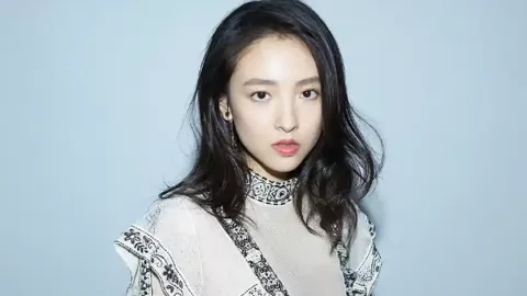 拒绝强硬让座事件